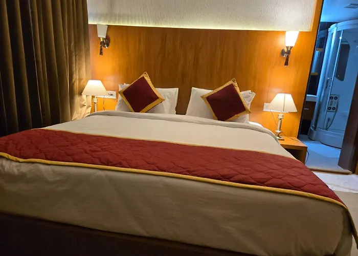 Hotel Badami Court Unit Of Shreejit Resorts Pvt Ltd
