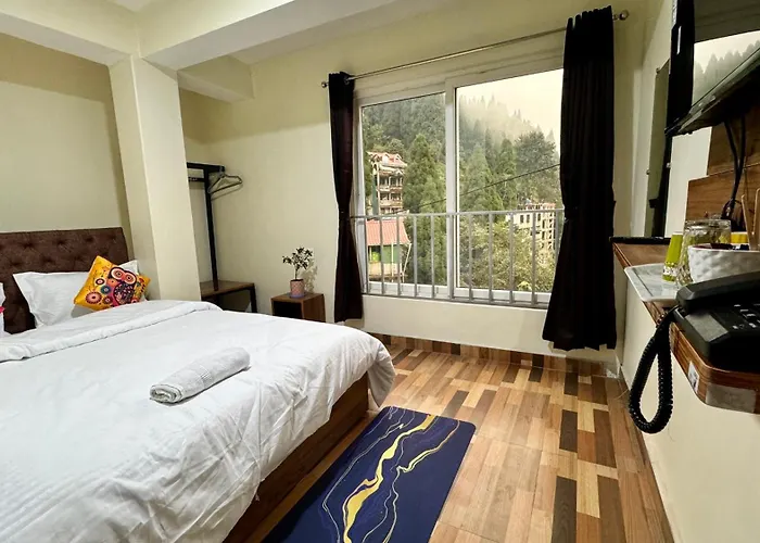 Darjeeling Hillside Inn