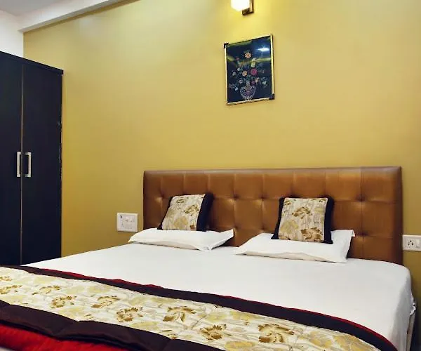 Hotel Girija,Junnar