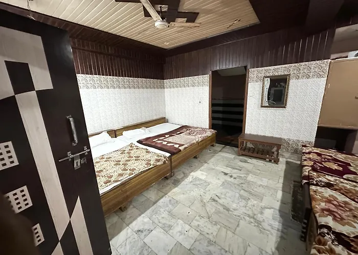 Subhadra Guest House Mathura