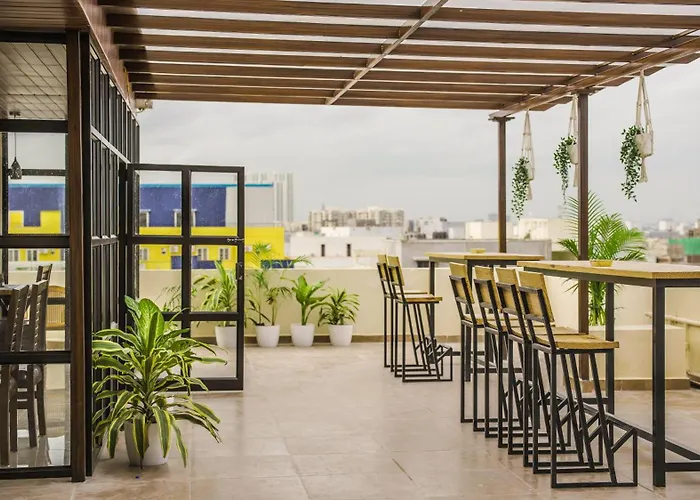 Radhe Suites