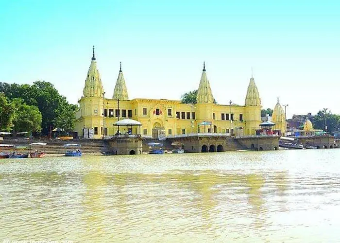 Goroomgo Hotel Nirmala Palace Ayodhya Near Shri Ram Janmabhoomi And Hanuman Garhi - Railway Station - Restaurant & Parking Facilities - Prime Location With Luxury And Spacious Room - Book Now