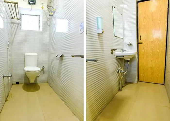 Goroomgo Anshika Inn New Town Kolkata Walking Distance, New Town Eco Park