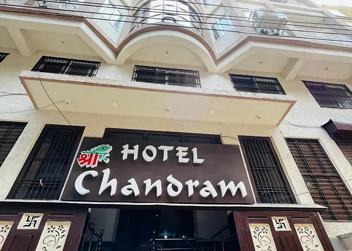 Hotel Chandram - 450Mtr I 10Min Walking From Shreenath Ji Temple Nathdwara 966O9O1Oo6