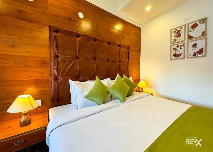 Hotel Wraveler Inn Mussoorie