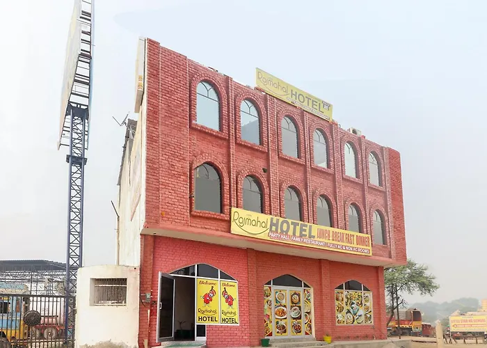 Collection O Raj Mahal