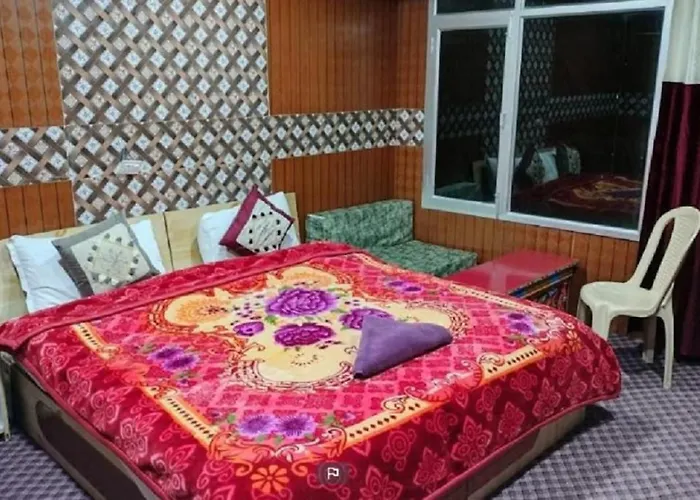 Soma Retreat Cottage, Pangong Lake
