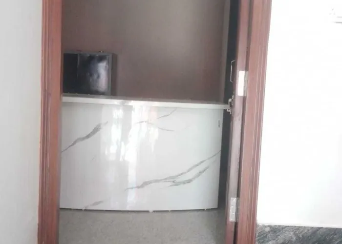 Hotel O Bhavya Guest House