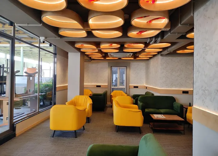 Hotel Sifat International