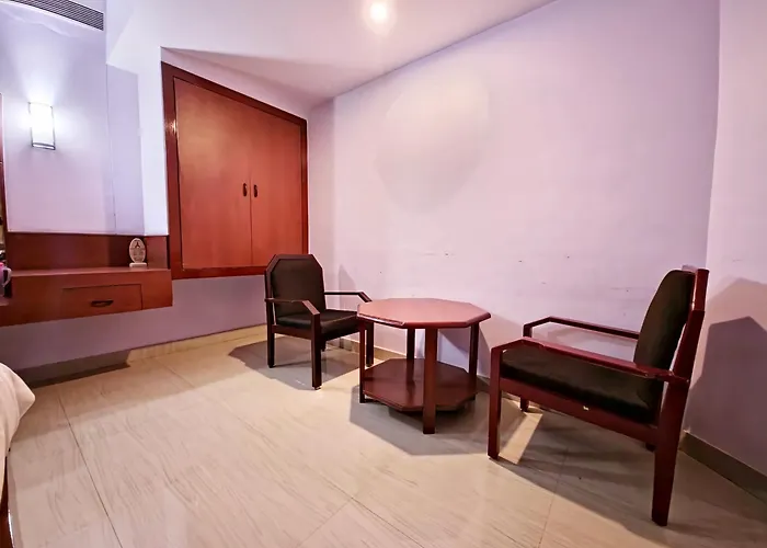 Hotel Blue Residency
