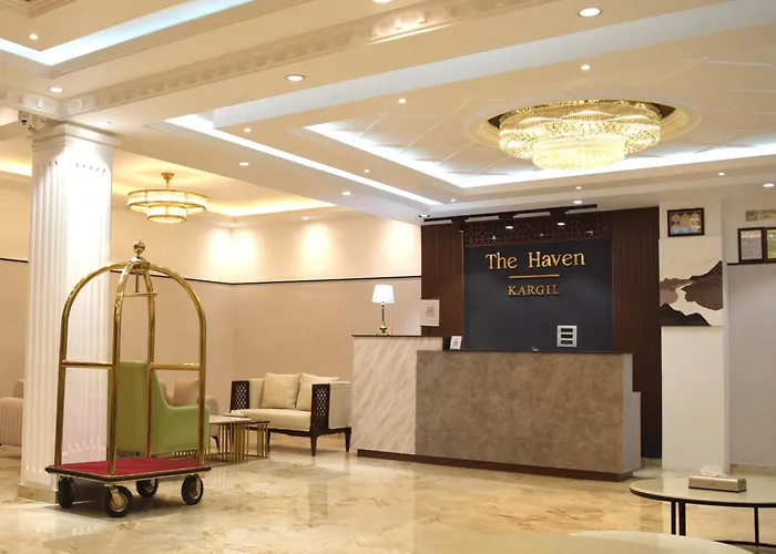 Hotel The Haven - Centrally Heated And Air Conditioned