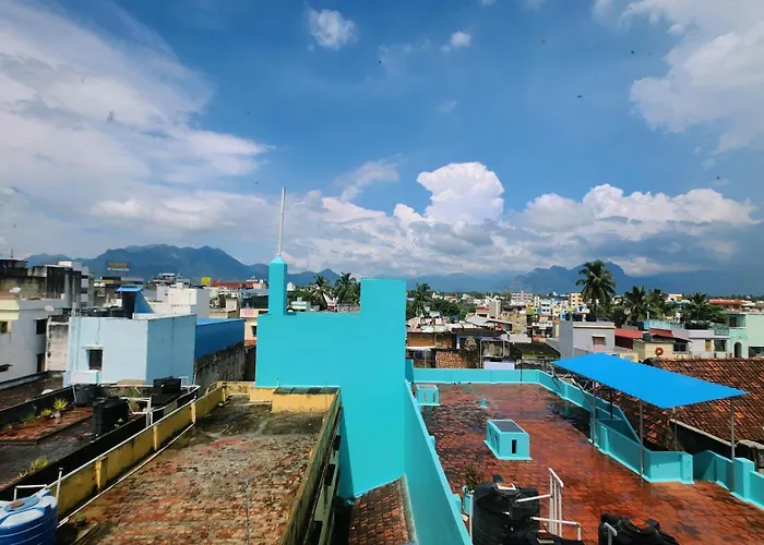 Hotel Blue Residency