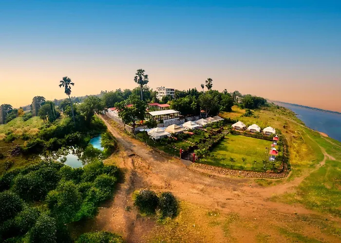 Riverview Tent Resort