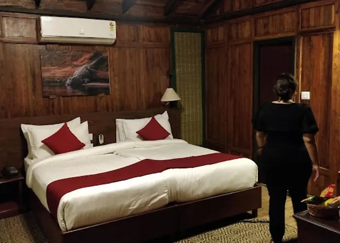 Tendu Leaf Jungle Resort & Spa