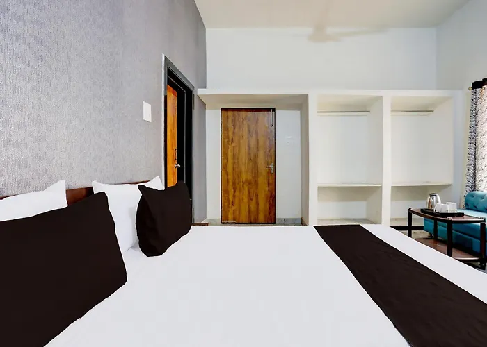 Hotel O Tulsi Palace