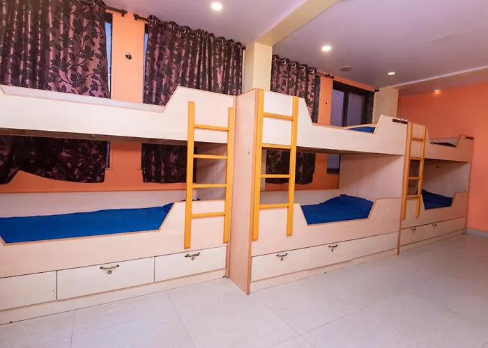 Hotel Avisha Residency