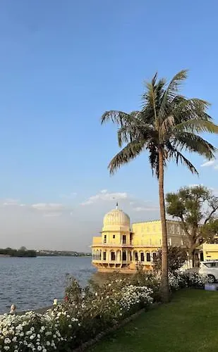 Phool Mahal Palace