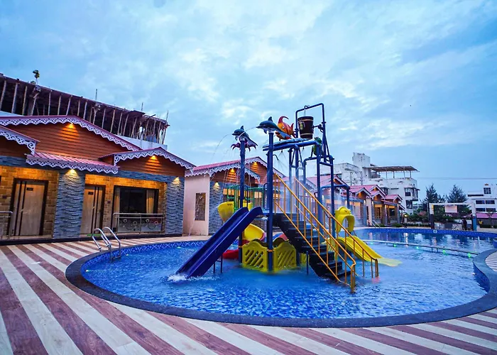 Resort Rath Inns - Beach Walking Distance