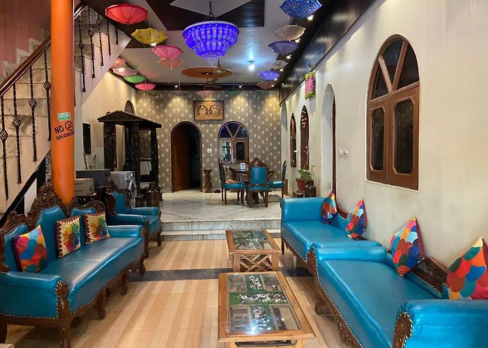 Hotel Rashmi