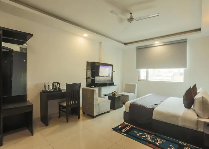 Hotel Atlantiis Suites Near Delhi Airport