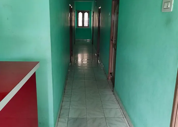 V R Residency