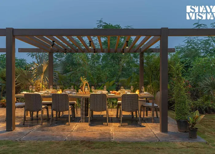 Stayvista'S Sage Villa - 5Bhk Near Kihim Beach With Jacuzzi