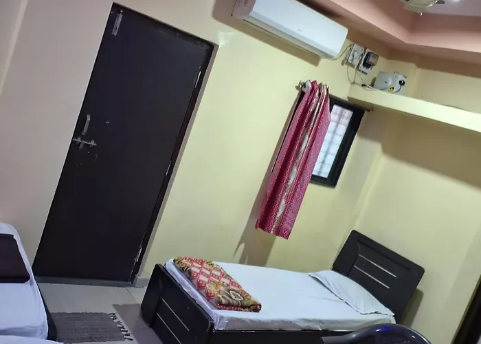 Hotel Sai Satya