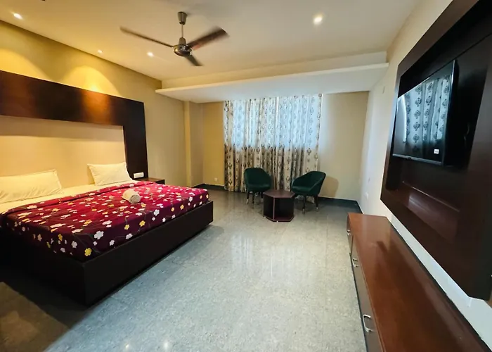 The Pearl Hotel Sirsa