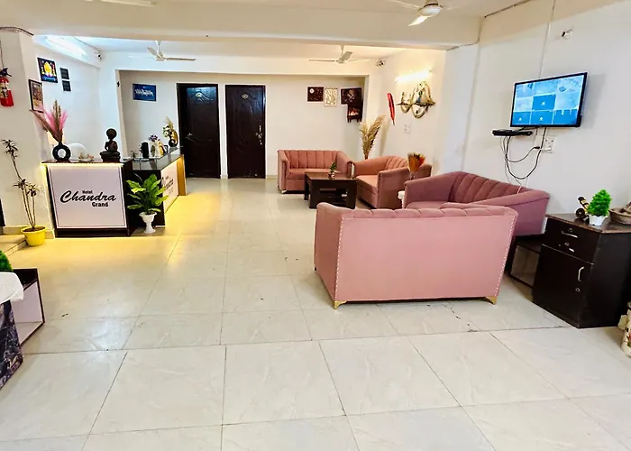 Chandra Grand Dehradun