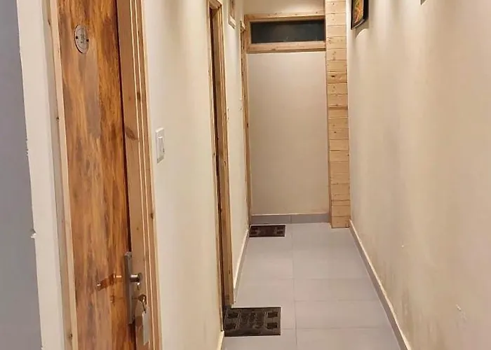 Hr Inn Hotel