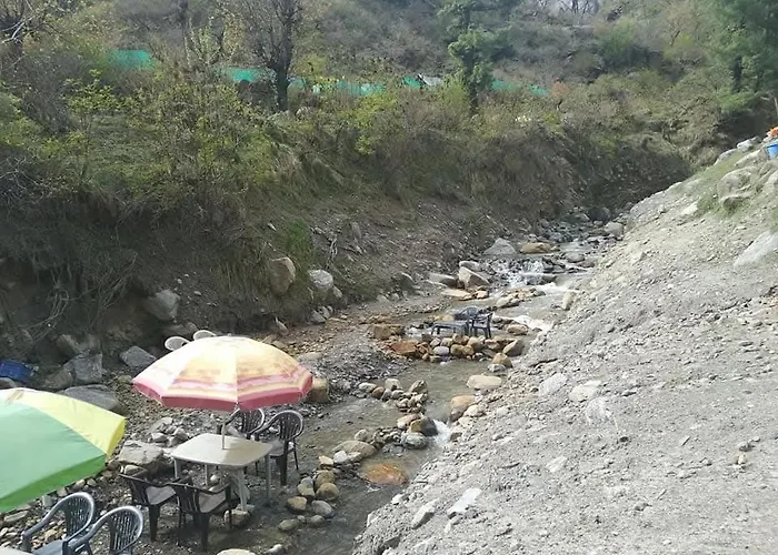 Cafe Vee Camping Point Tosh Waterfall