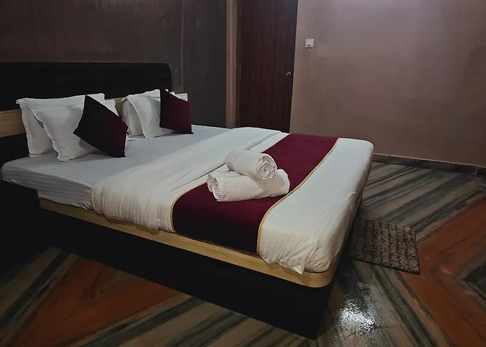Hotel Aadya Puri