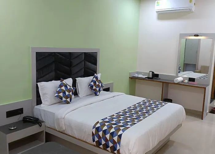 Hotel Silver Inn Sanand