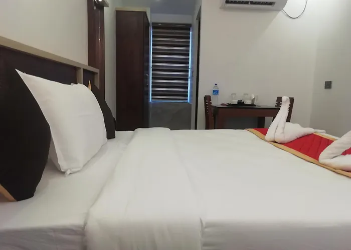 Paul Residency