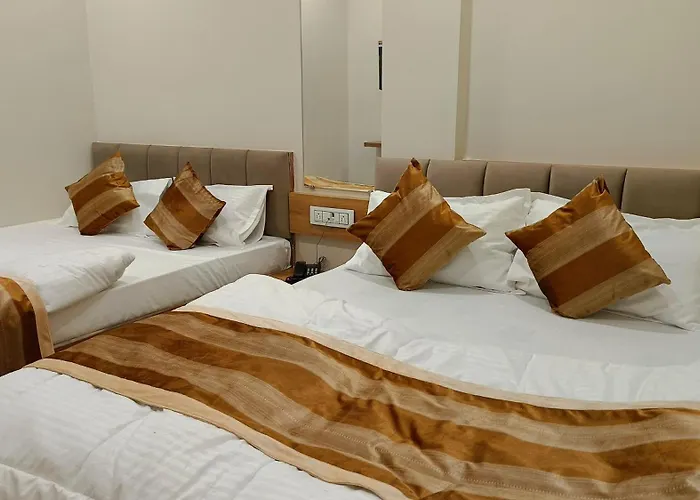 Shree Shyamraj Hotel