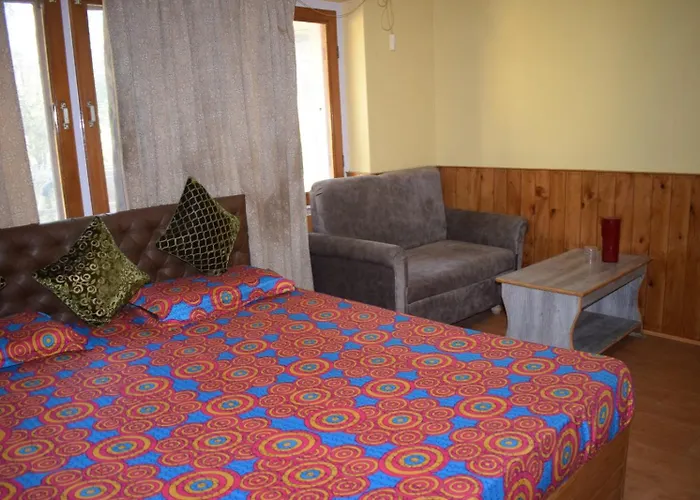 Hotel Raj