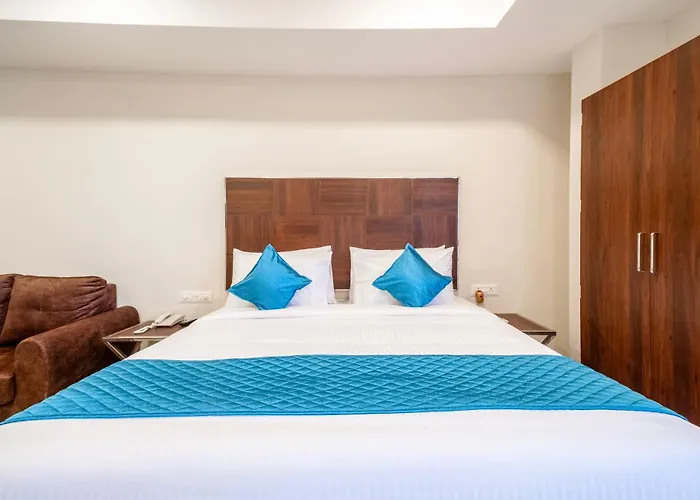 Monday Hotels Swarnas The Capital