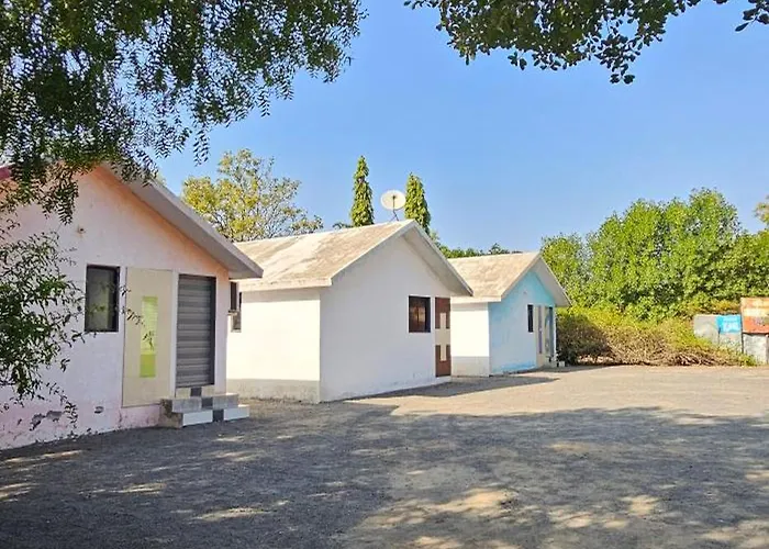 Hotel Maruti Resort