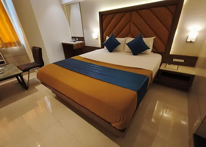 Hotel Nakshtra Residency Kalyan - Premium Couple Friendly