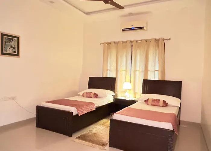 Luxurious And Spacious Heritage Apartment