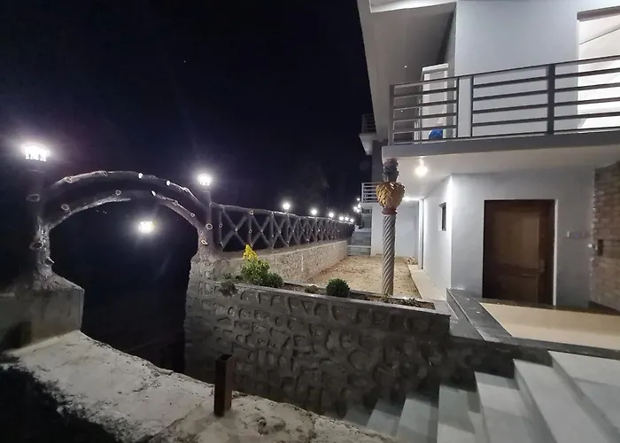 Abhi'S Cottage