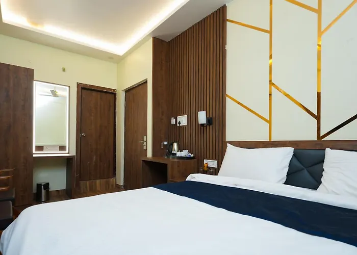 Hotel Pavitra