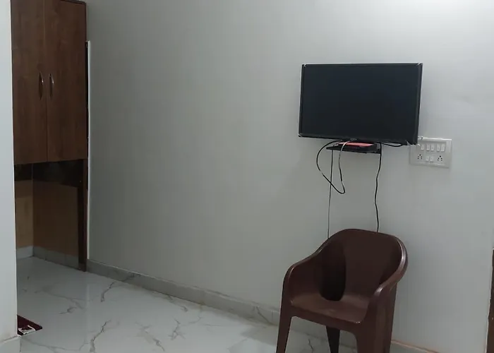 Hotel Kadamb, Palwal