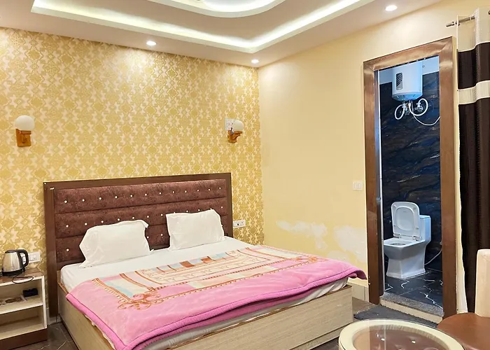Tirupati Hotel