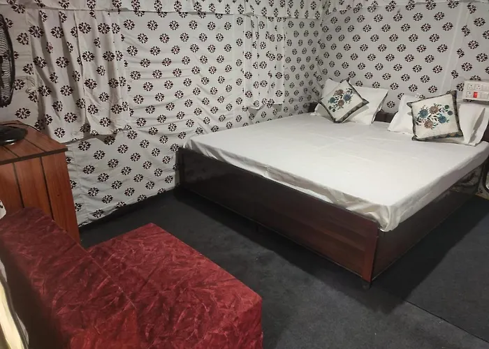 Mok Vyas Camping