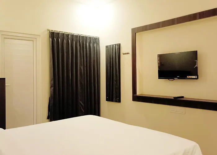 R Hotels By Suraj Residency Yercaud