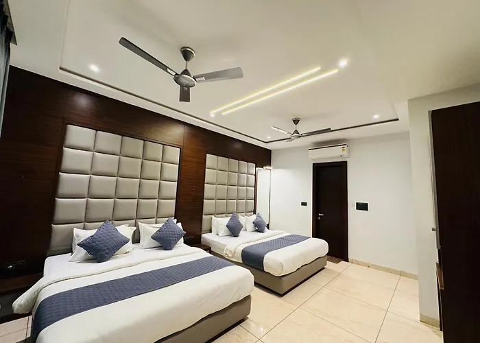 Hotel Rajdev Inn