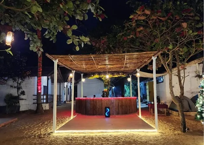 The Coco Leaf Cafe Hotel Gokarna 