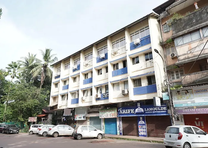 Metropolis Business Hotel