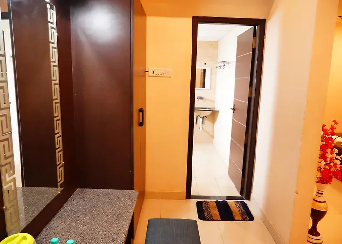 Vinayagam Residency